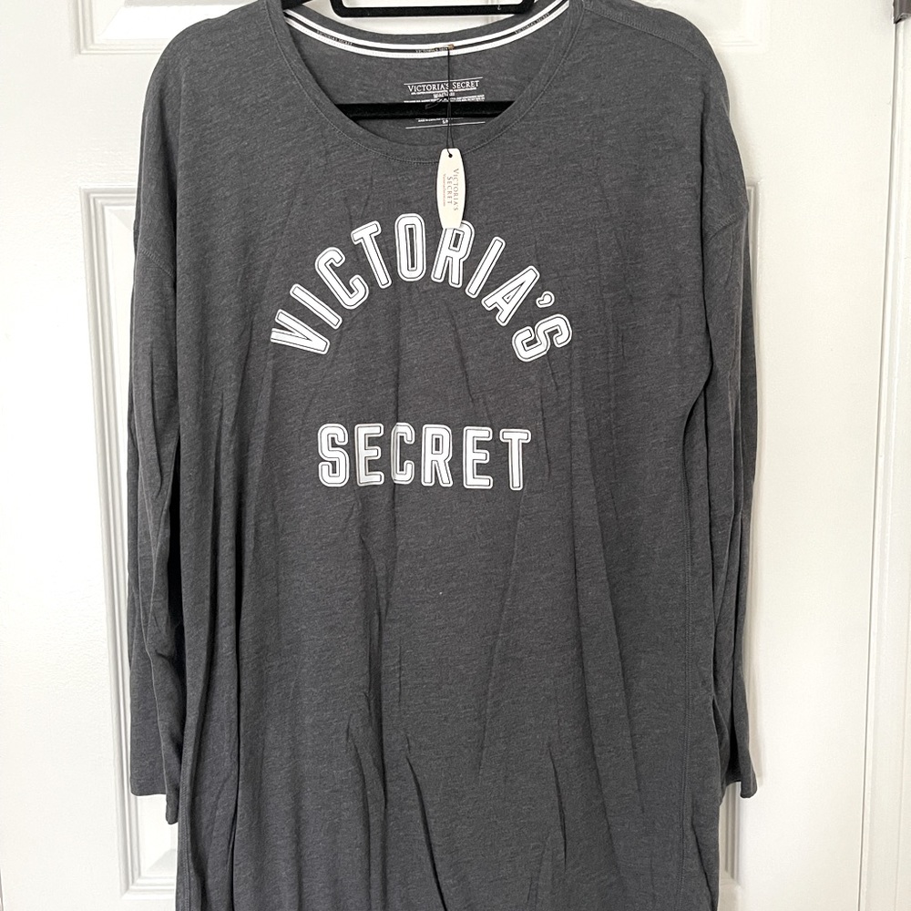 VICTORIA SECRET long sleeve T-shirt dress